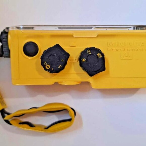 Minolta Weathermatic 110 A Underwater Film Camera Diving Camera - Picture 3 of 8